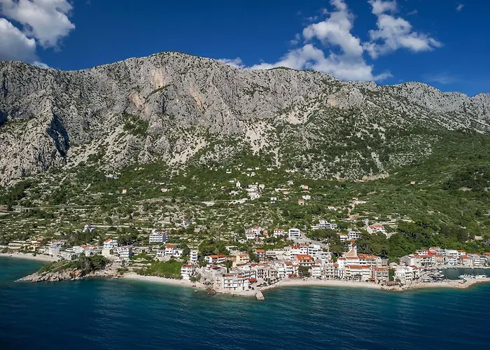 Apartament In Mit Schoenem Garten By Interhome Drašnice