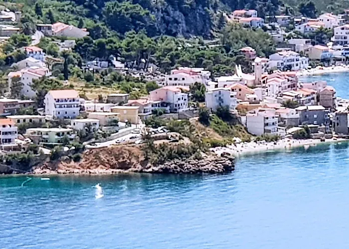 Apartment In Mit Schoenem Garten By Interhome *